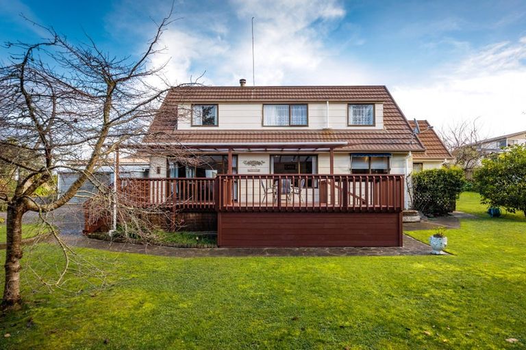 Photo of property in 17 Park View Avenue, Feilding, 4702