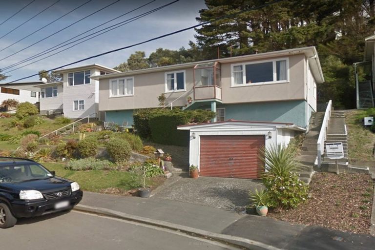 Photo of property in 32 Arapiko Street, Johnsonville, Wellington, 6037