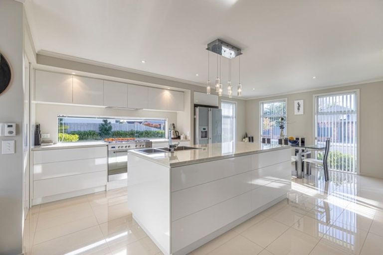 Photo of property in 37 Sanderlane Drive, Motueka, 7120