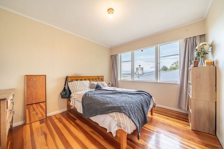 Photo of property in 26 Arapiko Street, Johnsonville, Wellington, 6037