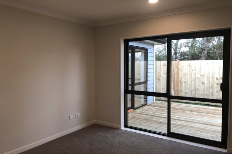 Photo of property in 21 Earlywood Road, Takanini, 2110