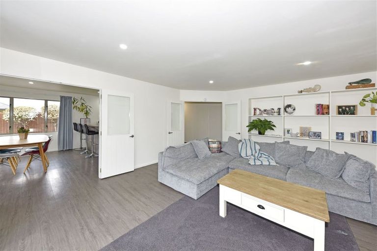 Photo of property in 37 Ernest Gray Place, Halswell, Christchurch, 8025