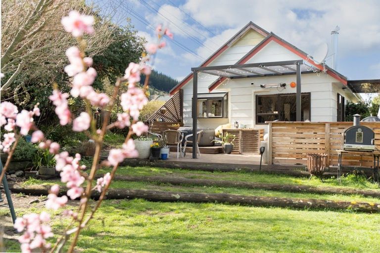 Photo of property in 14 Naylor Street, Clyde, 9330