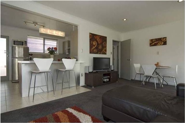 Photo of property in 2/48 Gordon Avenue, Milford, Auckland, 0620