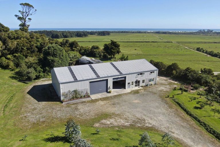Photo of property in 49 Kongahu Swamp Road, Karamea, 7893