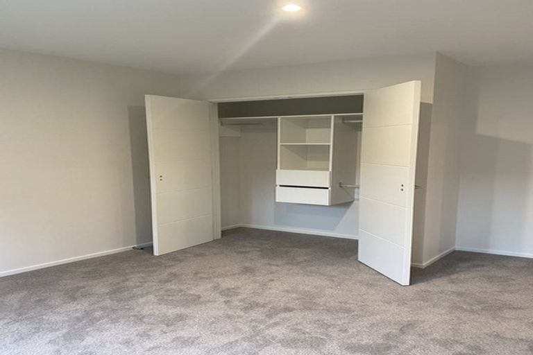 Photo of property in 1 Satchell Place, Birkenhead, Auckland, 0626