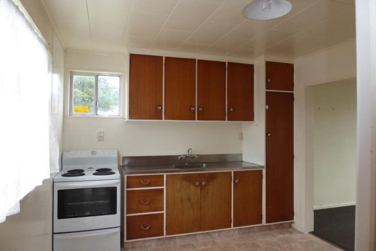 Photo of property in 1/62 Martin Street, Wallaceville, Upper Hutt, 5018