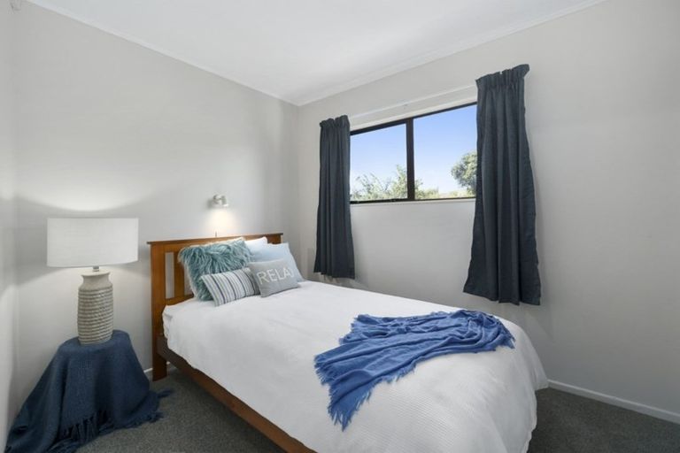 Photo of property in 1 Haunui Way, Pukerua Bay, 5026