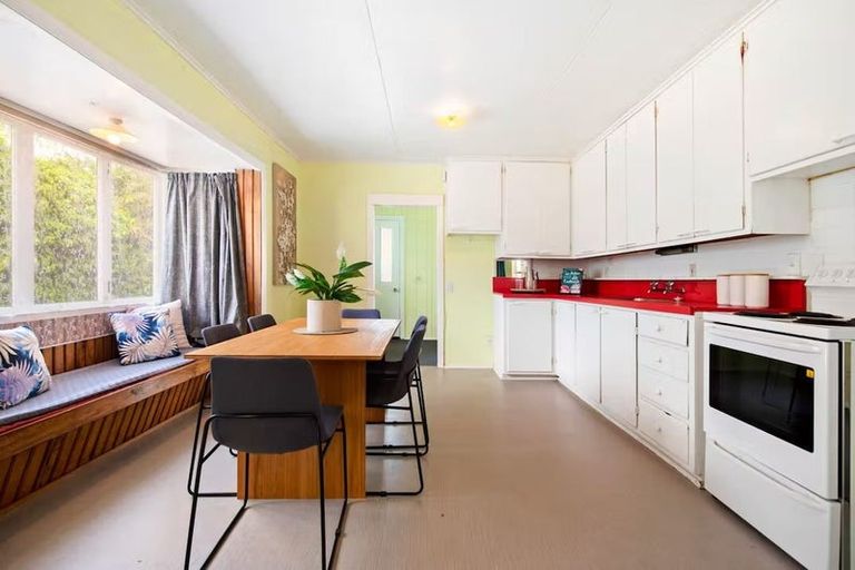 Photo of property in 180a Tuhikaramea Road, Dinsdale, Hamilton, 3204