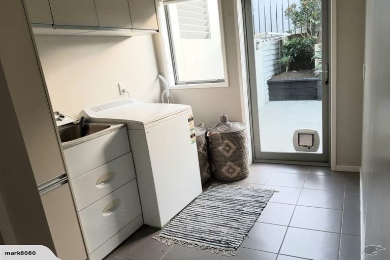 Photo of property in 27a Comber Place, Johnsonville, Wellington, 6037