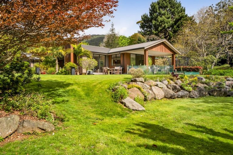 Photo of property in 1405 South Road, Kaitake, New Plymouth, 4374