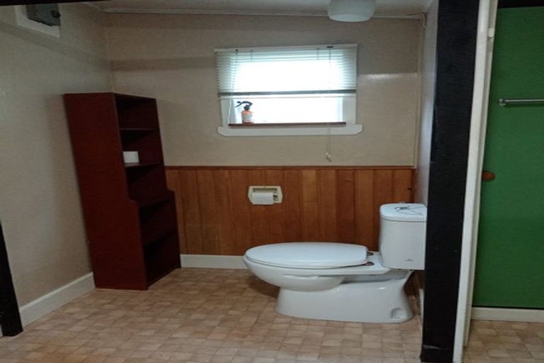 Photo of property in 47 Anzac Road, Waitakere, Auckland, 0816