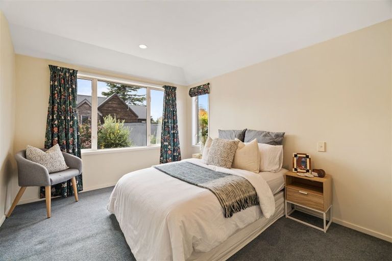 Photo of property in 1/16 Hanover Place, Ilam, Christchurch, 8041