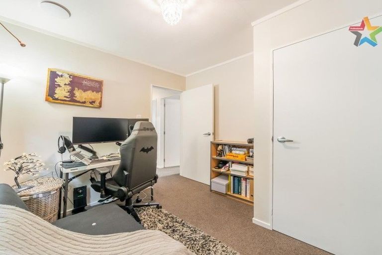 Photo of property in 4 John Street, Stokes Valley, Lower Hutt, 5019