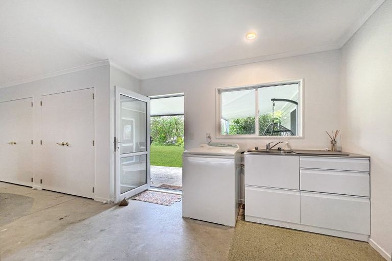 Photo of property in 2 Edgehaven Lane, Te Teko, Whakatane, 3193