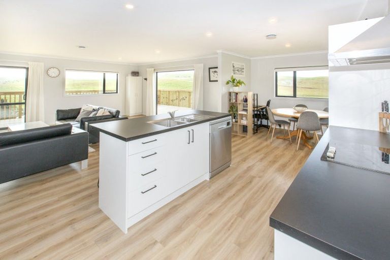 Photo of property in 4 Gillespie Drive, Baylys Beach, Dargaville, 0377