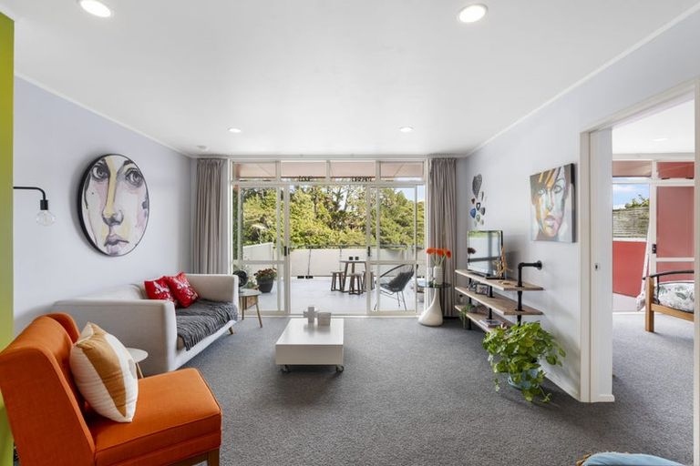 Photo of property in 4d/20 Ian Marwick Place, Birkenhead, Auckland, 0626