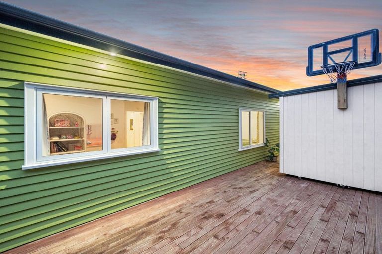 Photo of property in 1a Valley Road, Mount Maunganui, 3116