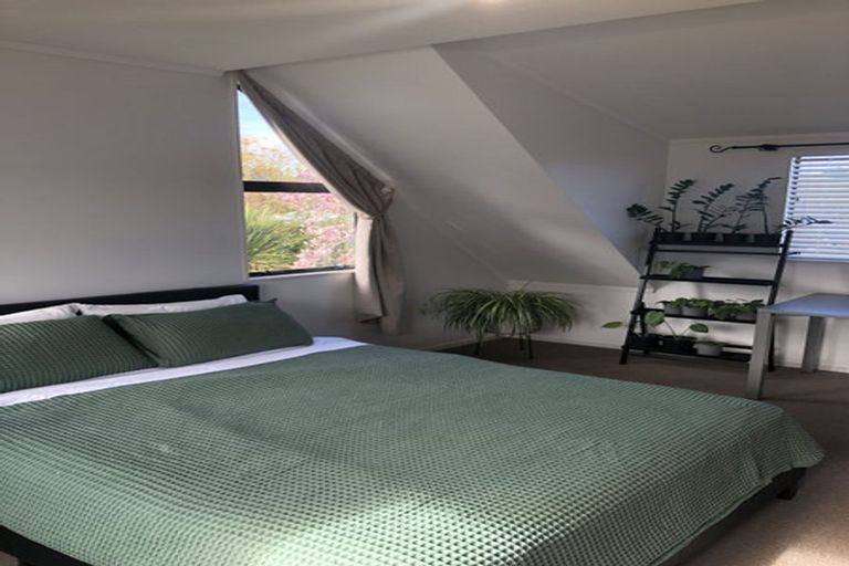 Photo of property in 18 Pelorus Street, Welcome Bay, Tauranga, 3112