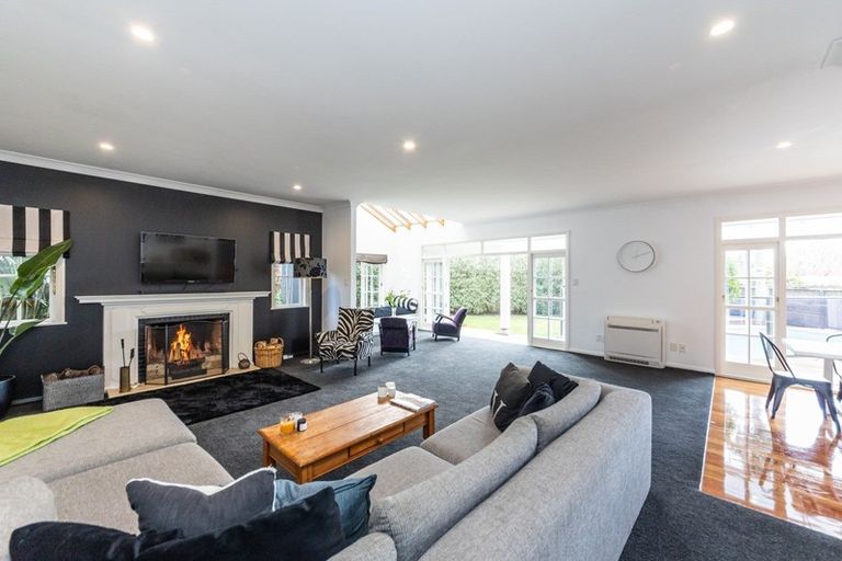 Photo of property in 110 Te Awe Awe Street, Hokowhitu, Palmerston North, 4410