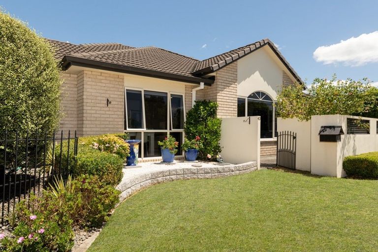 Photo of property in 43 Matene Place, Papamoa Beach, Papamoa, 3118