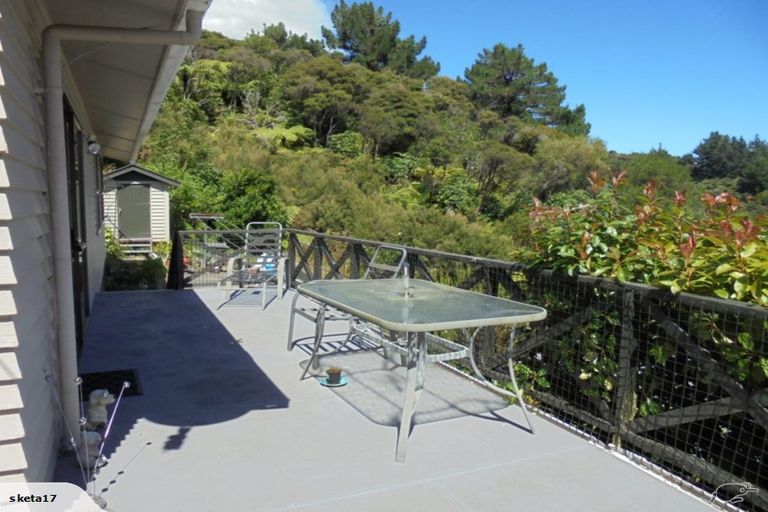 Photo of property in 32 John Street, Stokes Valley, Lower Hutt, 5019