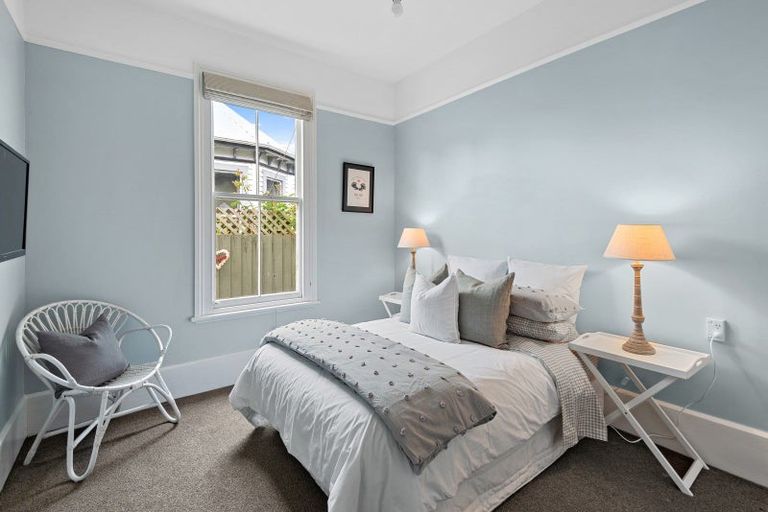 Photo of property in 14 Weston Road, St Albans, Christchurch, 8052