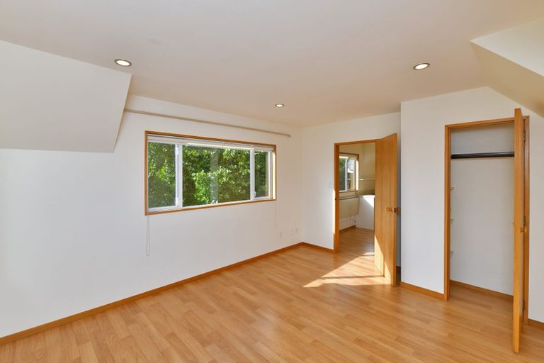 Photo of property in 14 Rubens Place, Burnside, Christchurch, 8053