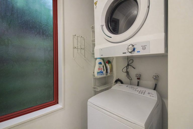 Photo of property in 8 Albemarle Road, Northland, Wellington, 6012