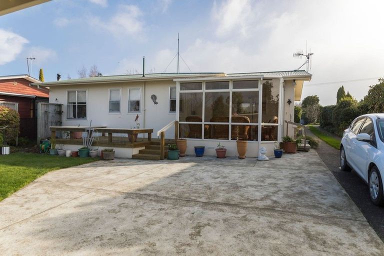 Photo of property in 30 Guy Street, Dannevirke, 4930