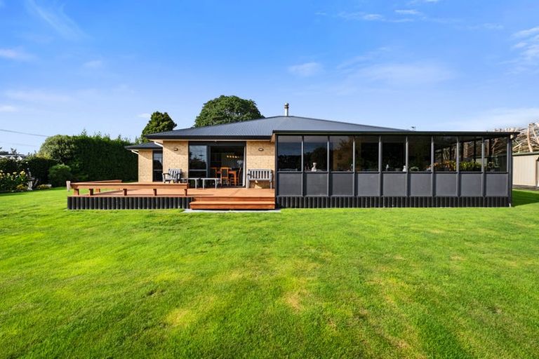 Photo of property in 2 Joll Street, Waitara, 4383