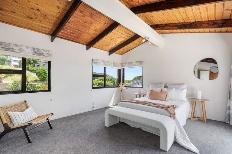 Photo of property in 8 Durness Place, Red Beach, 0932