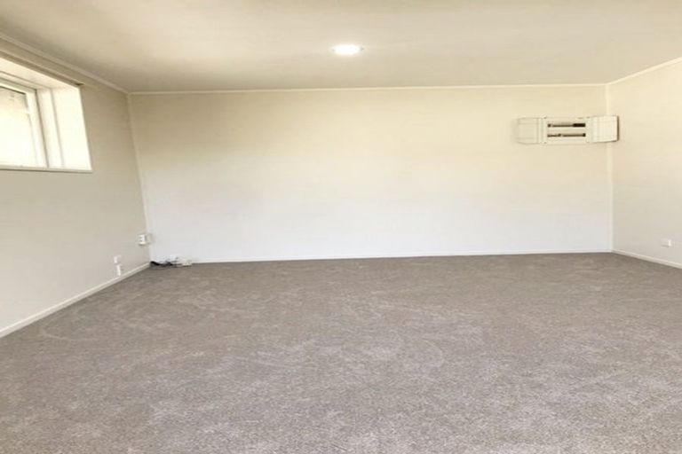 Photo of property in 7 Bentley Avenue, Glenfield, Auckland, 0629