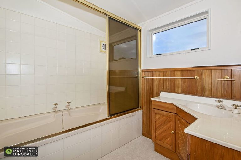 Photo of property in 24 Boeing Road, Onerahi, Whangarei, 0110