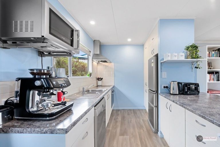 Photo of property in 3 Mossburn Grove, Kelson, Lower Hutt, 5010