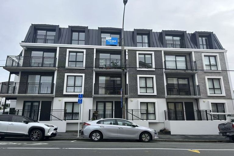 Photo of property in 401/2 Colombo Street, Newtown, Wellington, 6021