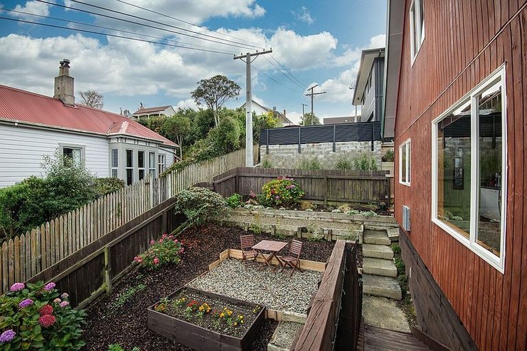 Photo of property in 1 Iona Street, Mornington, Dunedin, 9011