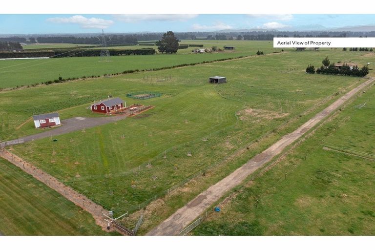 Photo of property in 167 Leslies Road, Cust, Rangiora, 7471