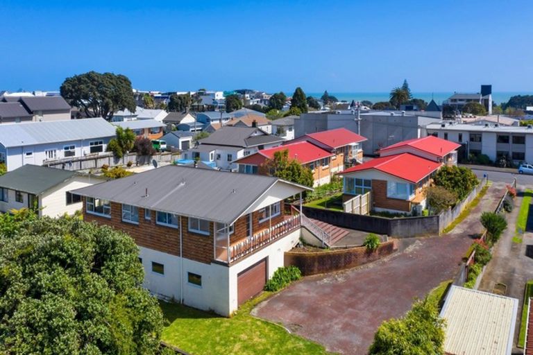 Photo of property in 266b Courtenay Street, Strandon, New Plymouth, 4312