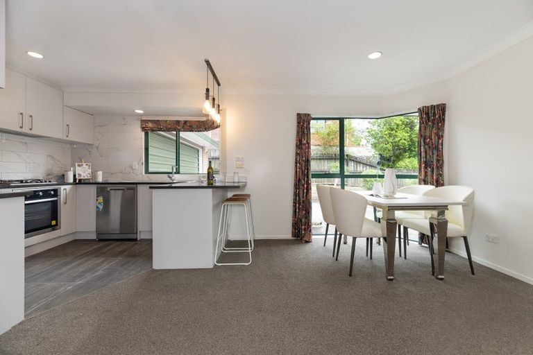 Photo of property in 63 Palomino Drive, Henderson, Auckland, 0612