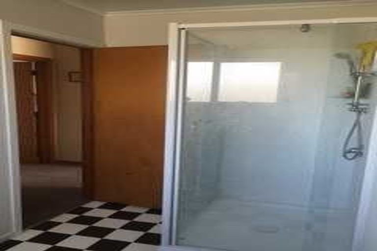 Photo of property in 2/28 Taramea Place, Addington, Christchurch, 8024