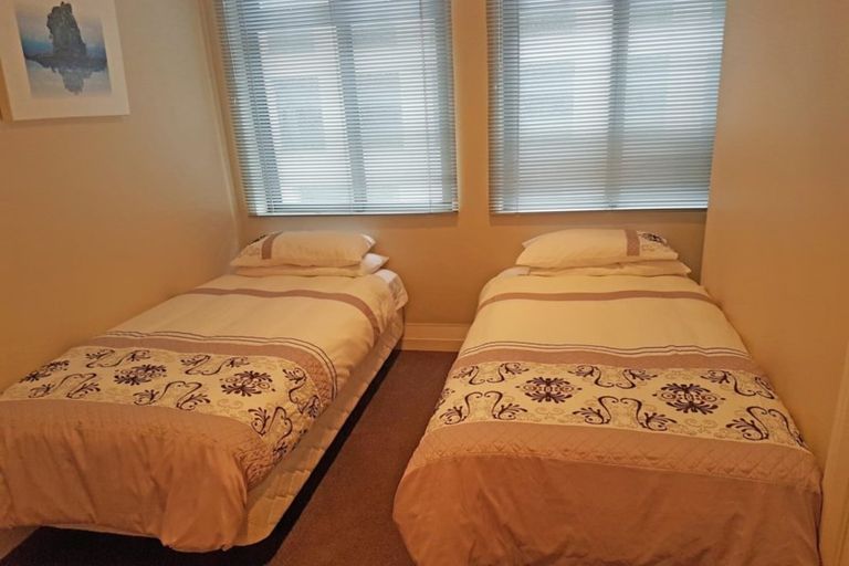 Photo of property in Kelvin House, 1b/16 The Terrace, Wellington Central, Wellington, 6011