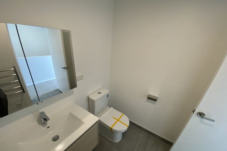 Photo of property in 35 Hinonga Loop, Silverdale, 0932