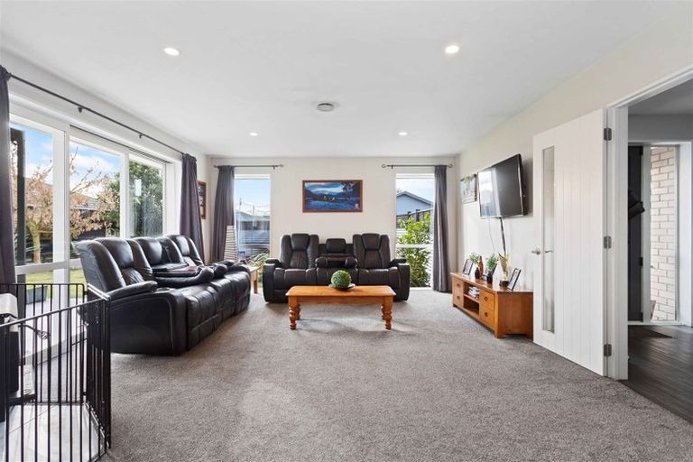 Photo of property in 26 Wellington Street, Ashley, Rangiora, 7477