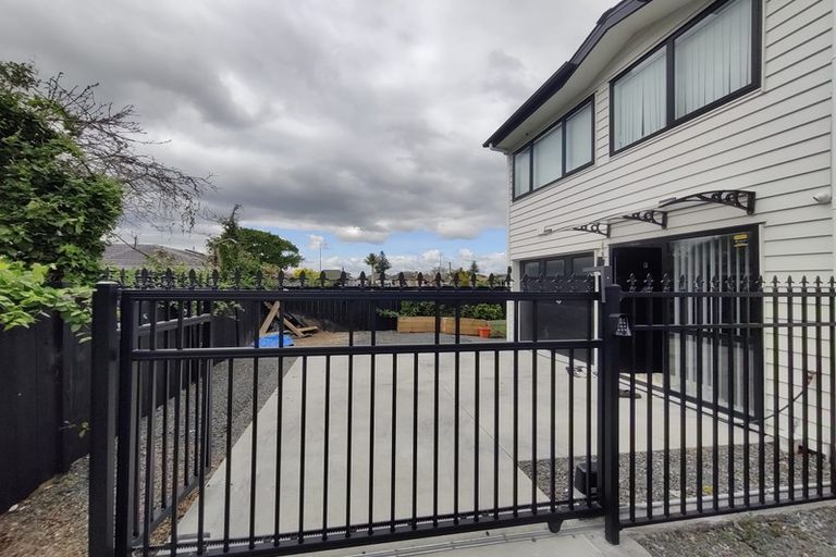 Photo of property in 23f Motatau Road, Papatoetoe, Auckland, 2025