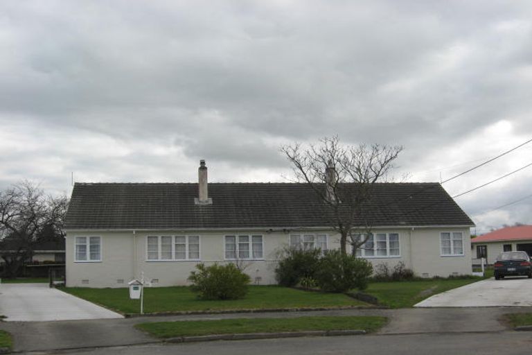 Photo of property in 11-13 William Kemp Place, Solway, Masterton, 5810