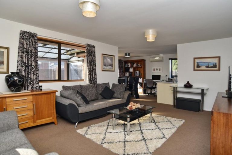 Photo of property in 25 Coronation Street, Rangiora, 7400