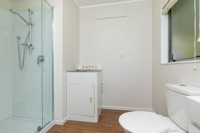 Photo of property in 101 Old Railway Road, Kumeu, 0892