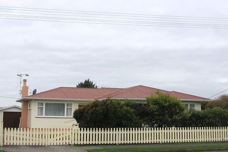 Photo of property in 34 Hannan Street, Levin, 5510