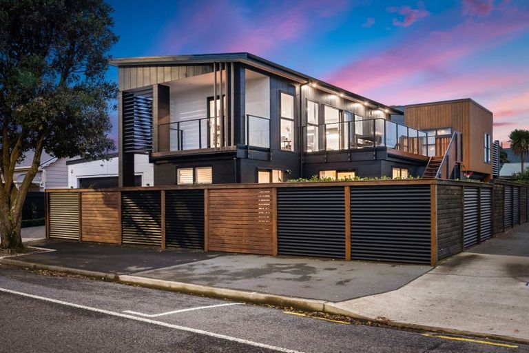 Photo of property in 16 Cuba Street, Petone, Lower Hutt, 5012